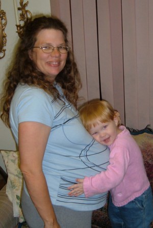 Sarah often hugged Terri's pregnant belly, exclaiming 'I love your baby!'