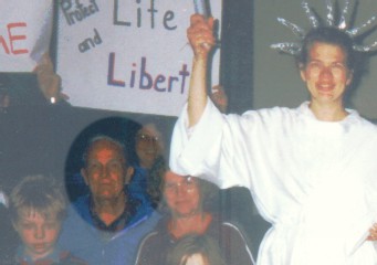 Clare Aldrich at the Liberty March for the Chinese refugees (at the Lerdo jail in 1996).